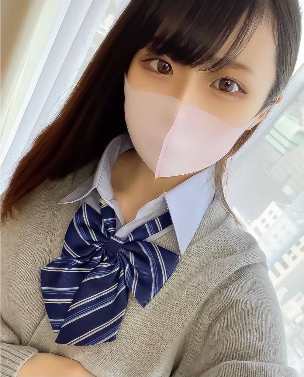 【続編】大人気！18歳現役女子◯学生超スレンダー美少女りかちゃん最新作！放課後にスク水着させて人生初の大量顔射！