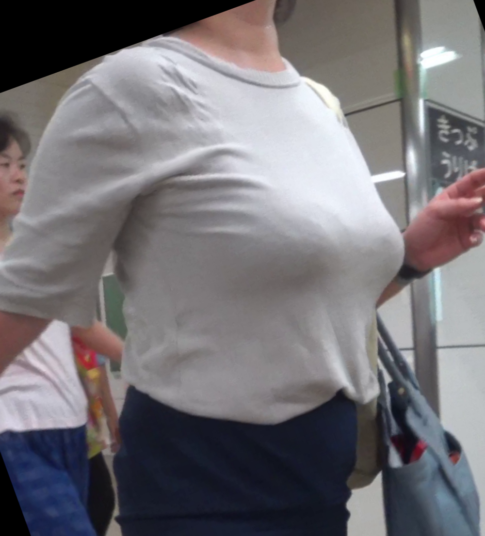 爆乳お姉さん