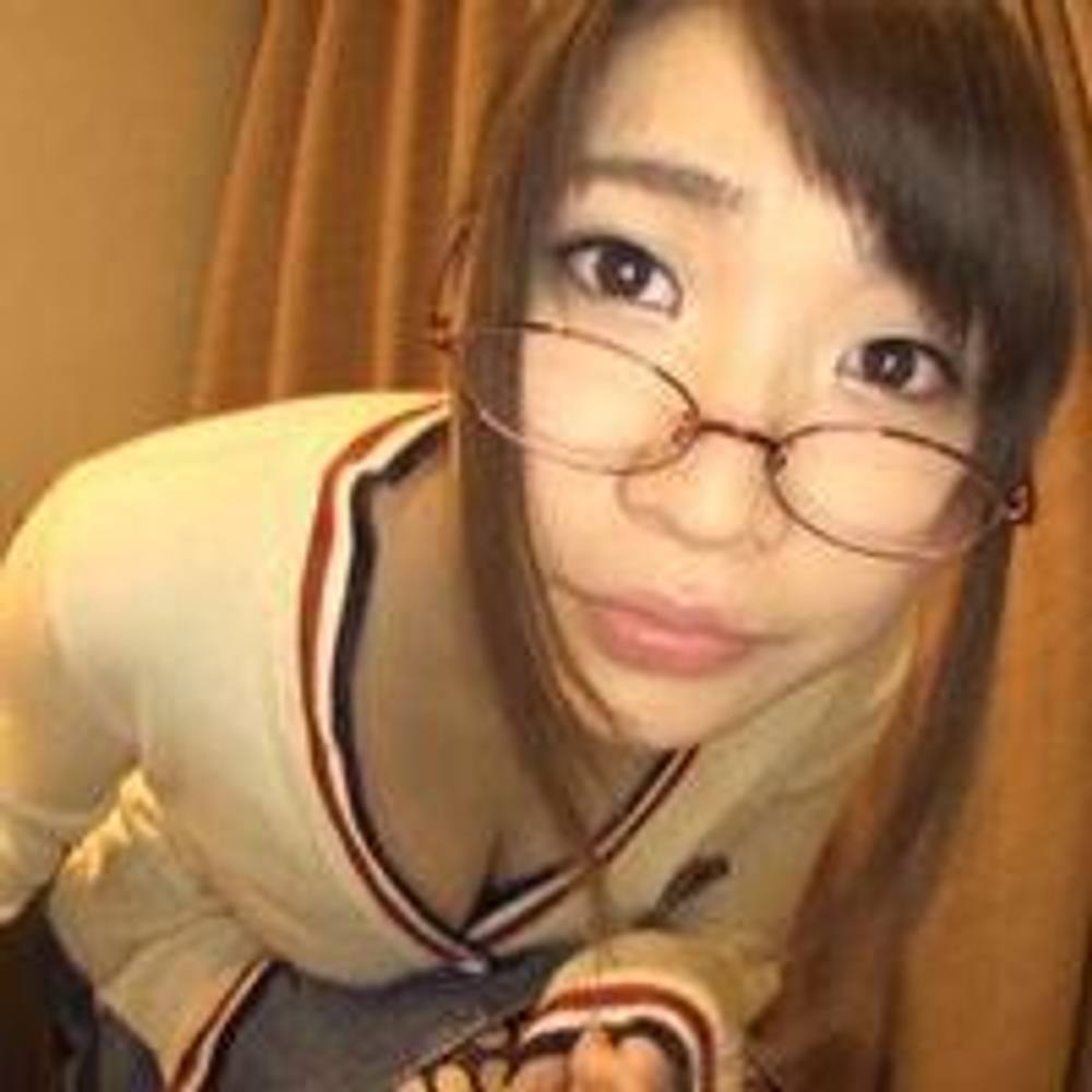 みさと　くびれ巨乳×眼鏡×競泳水着×網タイツ　両手両脚ベッドに固定してイかせっぱ！！