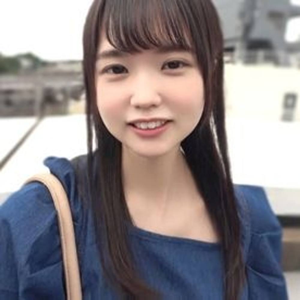 そつぎょー直後の18歳　経験人数ゼロで20cm越えの巨根に涙　初Hにいきなり大量中出しで妊娠確定　※レビュー特典『高画質原盤映像』※