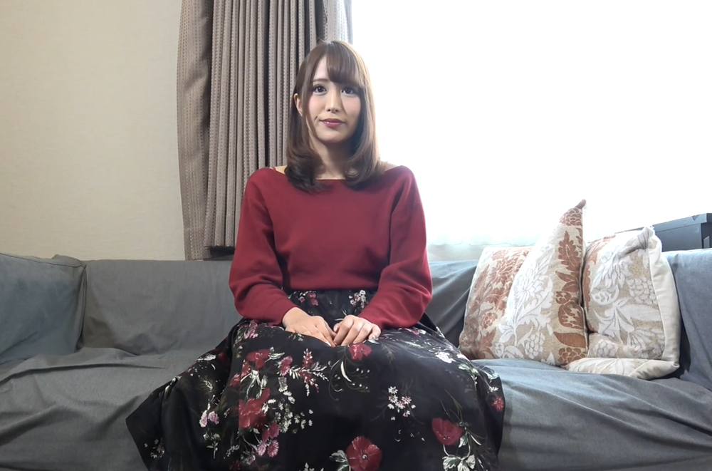 激カワ２１歳アパレルショップ店員ゆめかちゃん。初々しいながらもデカマラ鬼突き生中出しセックスでイキまくっちゃいました！