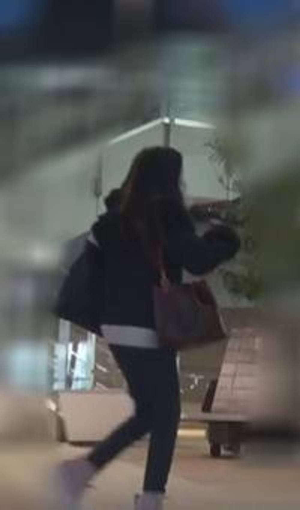 【ハメ撮り】関西で見つけたスレンダー美人が*好きだったので酔わせてホテルに連れ込み個人撮影