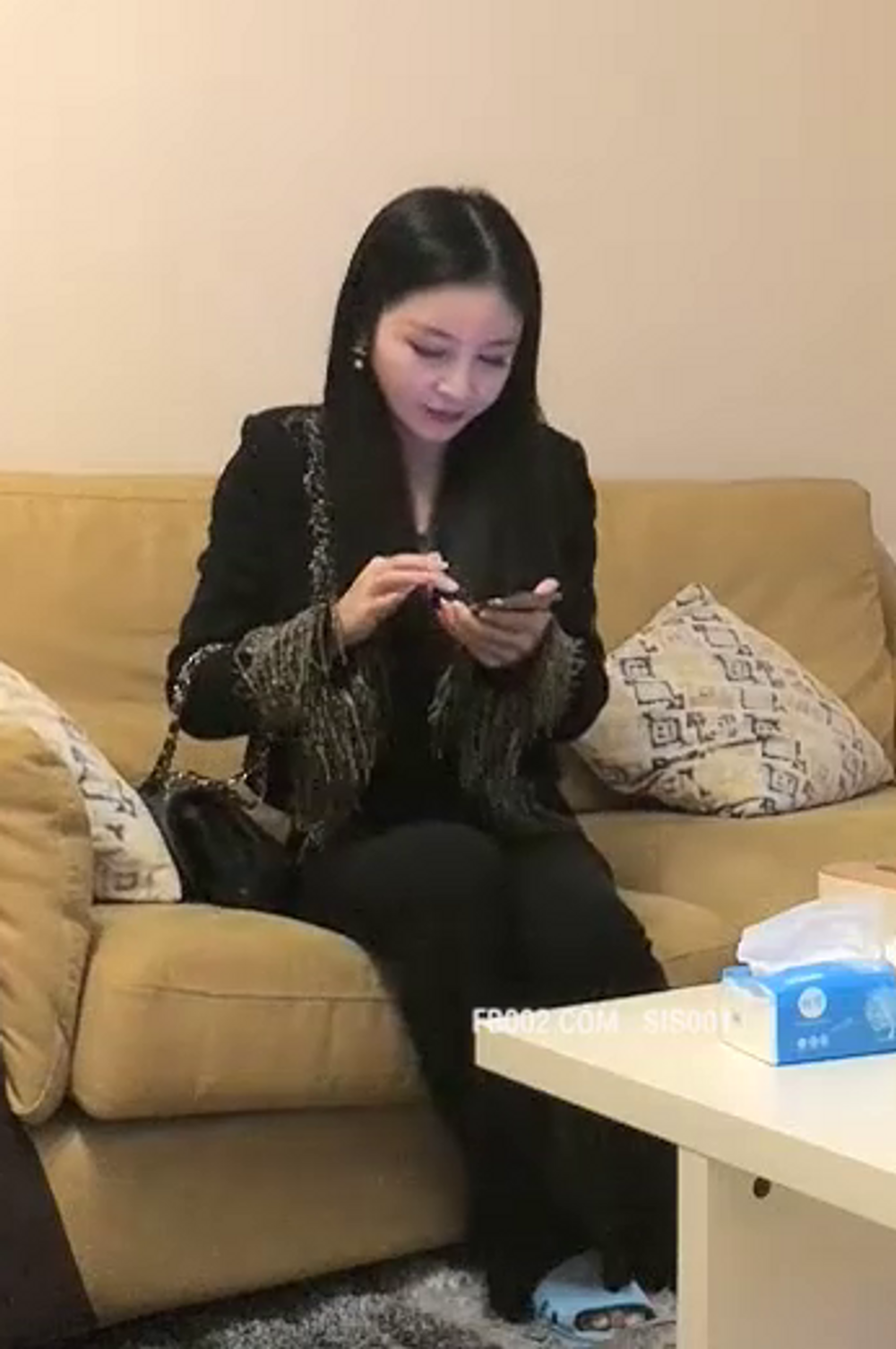 【中華・無碼】身材姣好的白皙美乳外送茶妹！幹到最後套子竟然掉進小穴深處！！