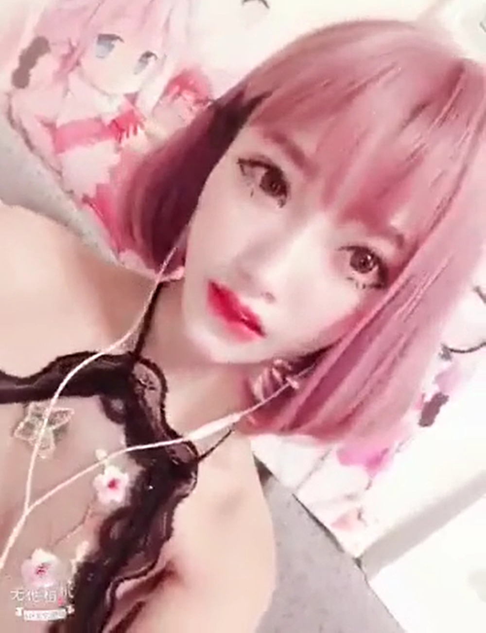 【素人流出】アイドル顔負けの美少女が自撮りオナ