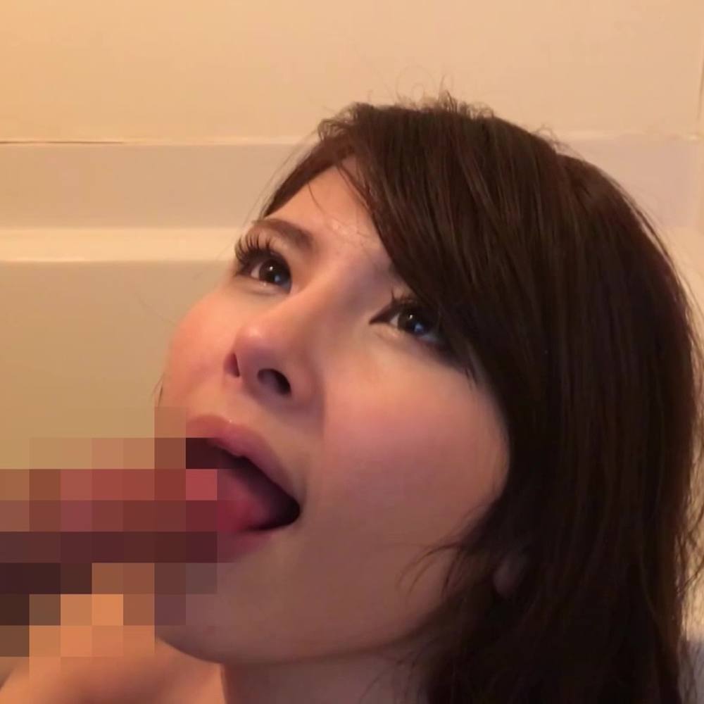 スレンダー派手顔美女と自宅でハメ撮り&中出しセックス☆