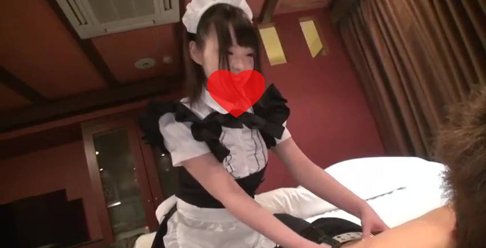 【無】メイド姿の美少女に中出しセックス！