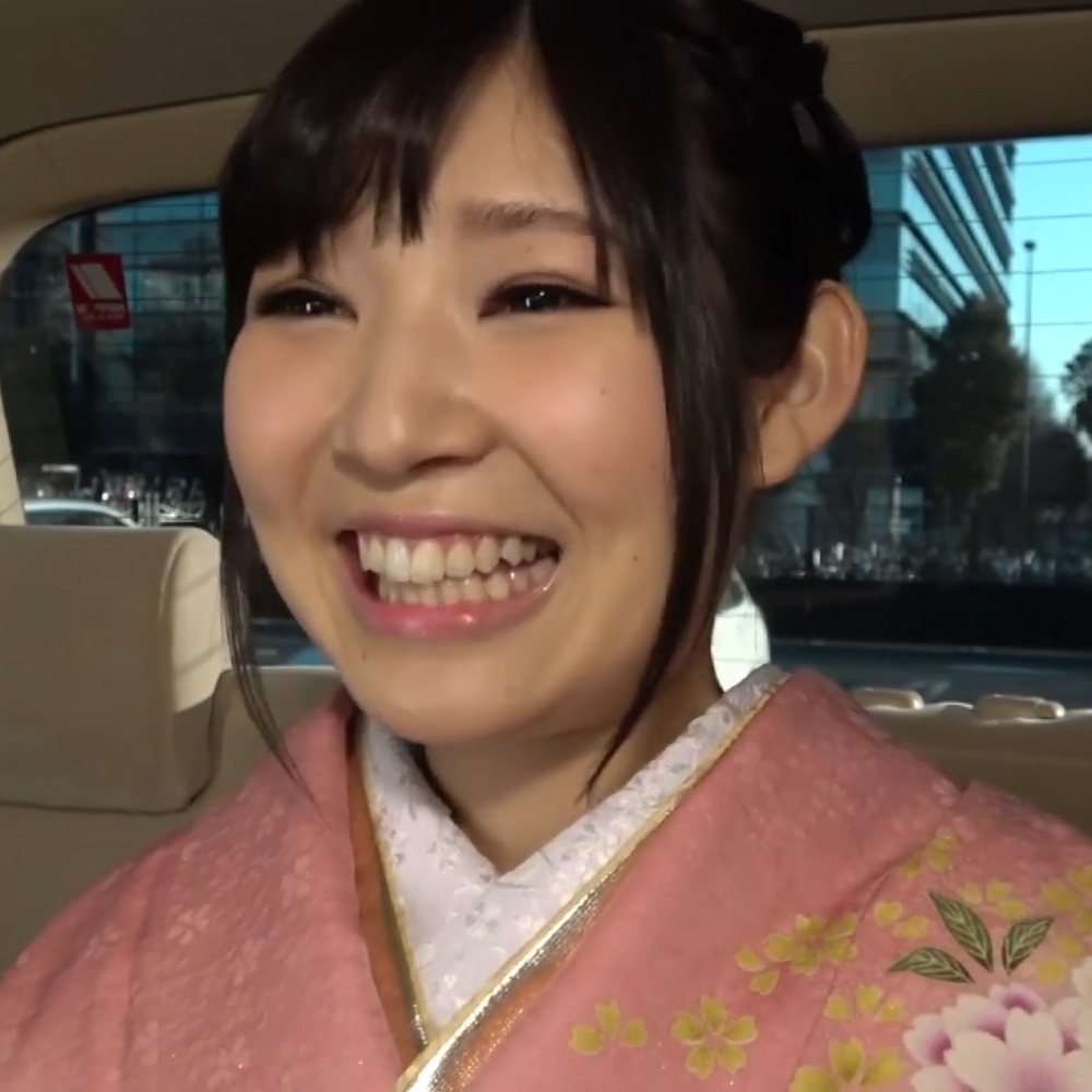 【独占】ぽっちゃり女子、着物を無理矢理脱がされて嫌がりながらも興奮状態!?