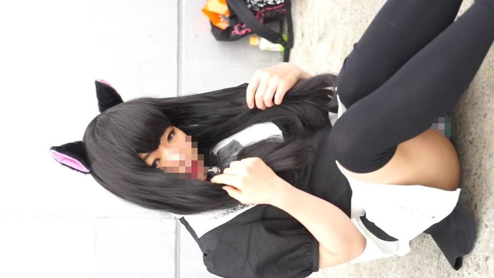 コミックマーケット コスプレ 猫耳メイド美人レイヤーさんの対面縞パンチラ ★1:1撮影 コミケ