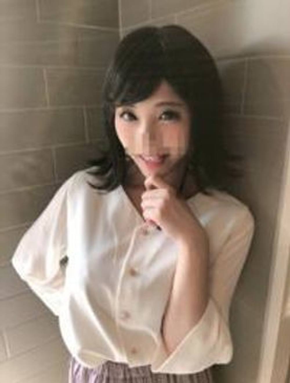 【個人撮影】アイドル目指して奮闘中の19歳 状況を理解出来ないまま流れで３P連続中出し