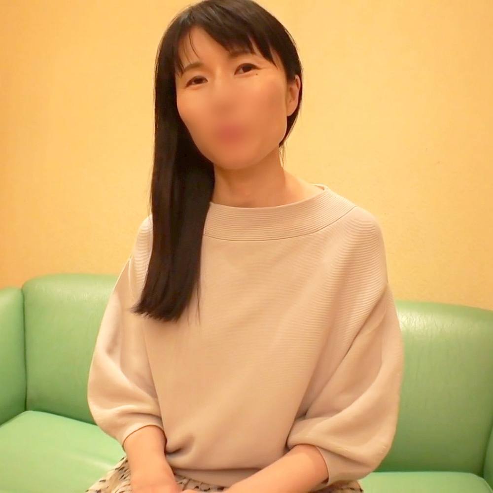 【ハメ撮り】薄っすら腹筋が浮くほど細い素朴な奥様(46歳) 変態さ丸出しバイブオナニーでおまんこびしょ濡れ→生ハメで至高顔を浮かべて即中イキ。