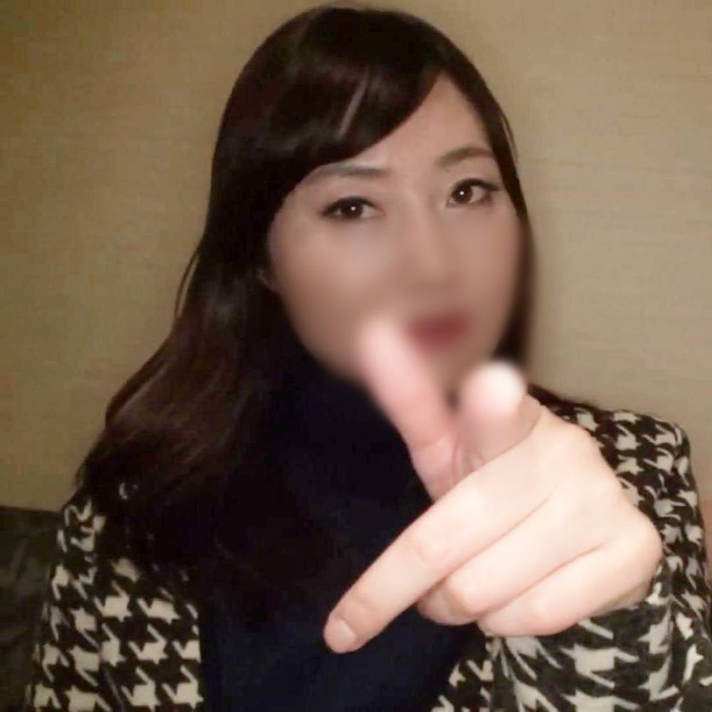 《素人・中出し》◇45歳人妻熟女◇上品でお淑やかに気持ち良さを味わうかのように貪う！大量精子膣内射精！