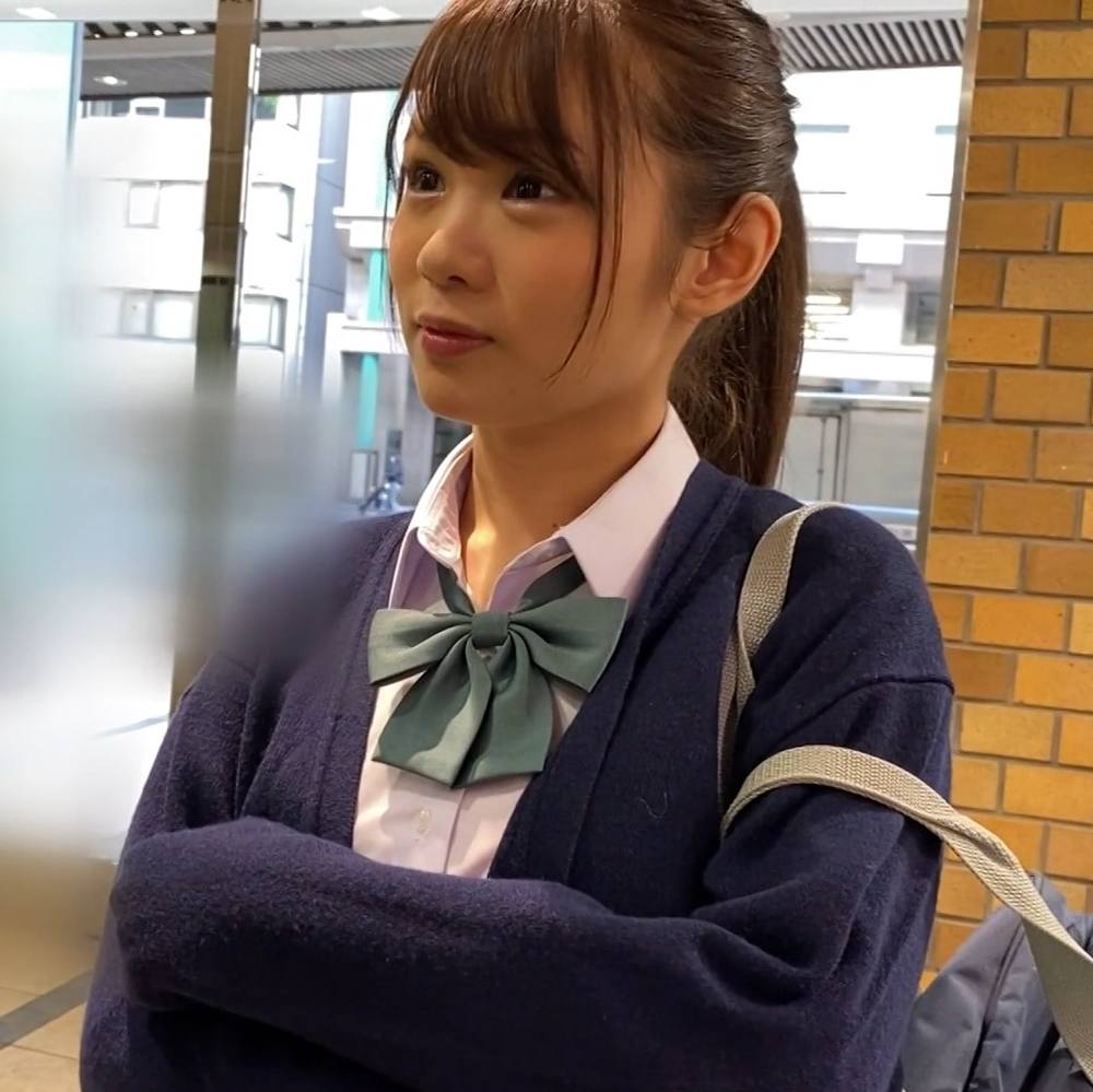 【個人撮影】【素人】アイドル級女の子（21）に制服着てもらったら似合いすぎて大興奮！プロポーションも抜群で思わず中出ししちゃったｗｗｗ※削除覚悟