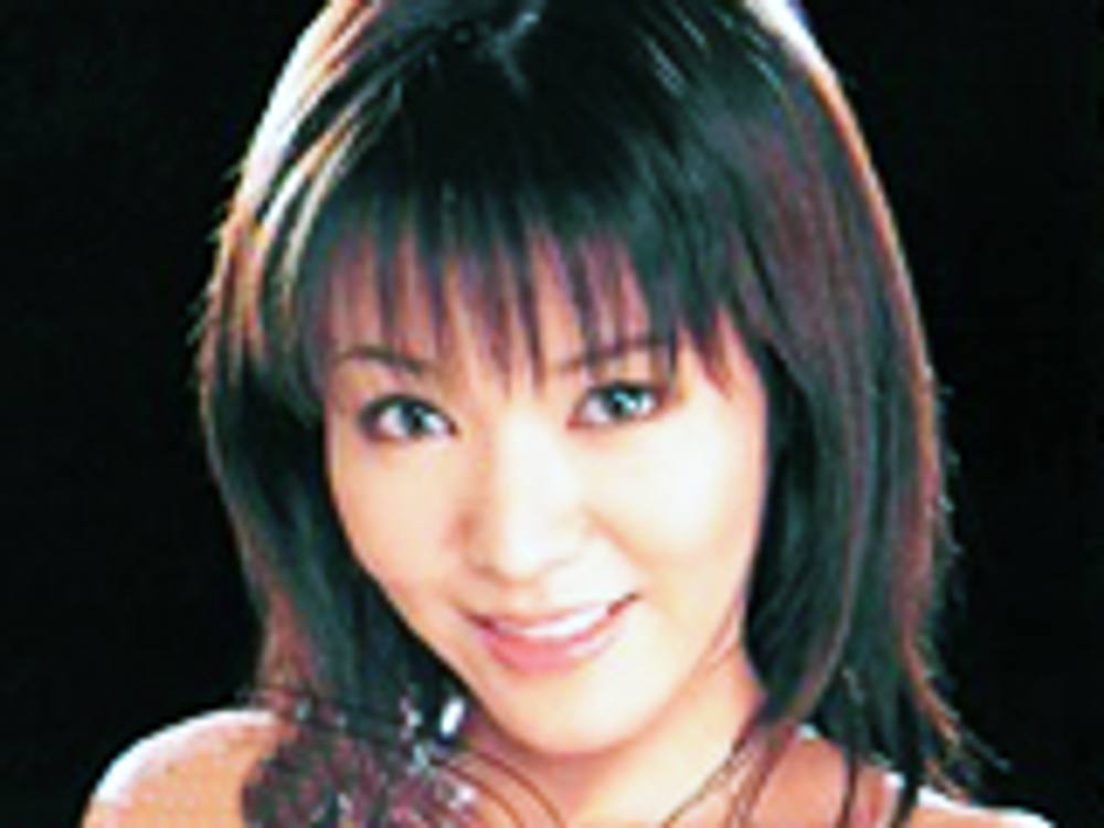 【無修正】今回は女優物！超淫乱女優の南えりさん、目隠しされた男のチンポにむしゃぶりつき、騎乗位で腰を振りまくります。