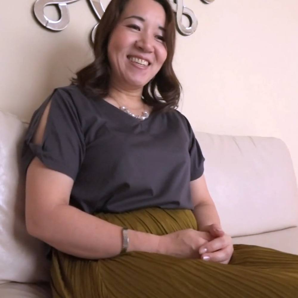 ※早期削除 有名社長夫人とのハメ撮りを大公開 最後は中出ししちゃって大激怒しちゃった