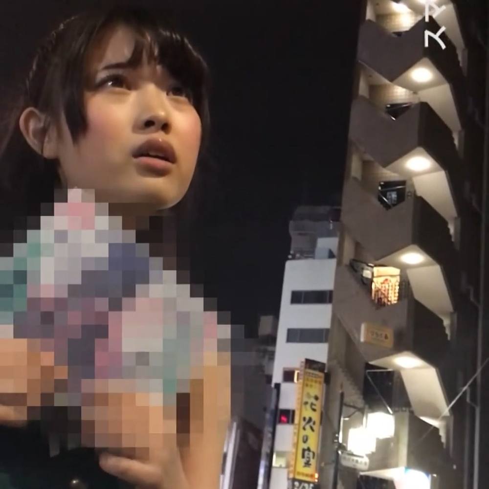【隠し撮り】現役アイドルをムリヤリ押し倒し強制中出しw
