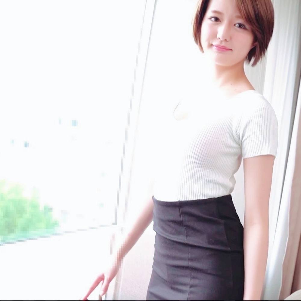 【ショートカットの綺麗系お姉さん】綺麗なお尻を揺らしながら立ちバック★騎乗位になって自分で脚を大きく開いて動いちゃう
