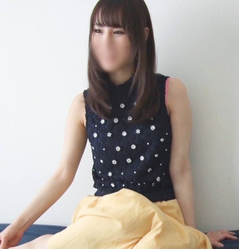 【個撮】23歳、新人美容師の美人若妻　乳首責め手コキ＋生ハメ中出しセックス。【顔出し】