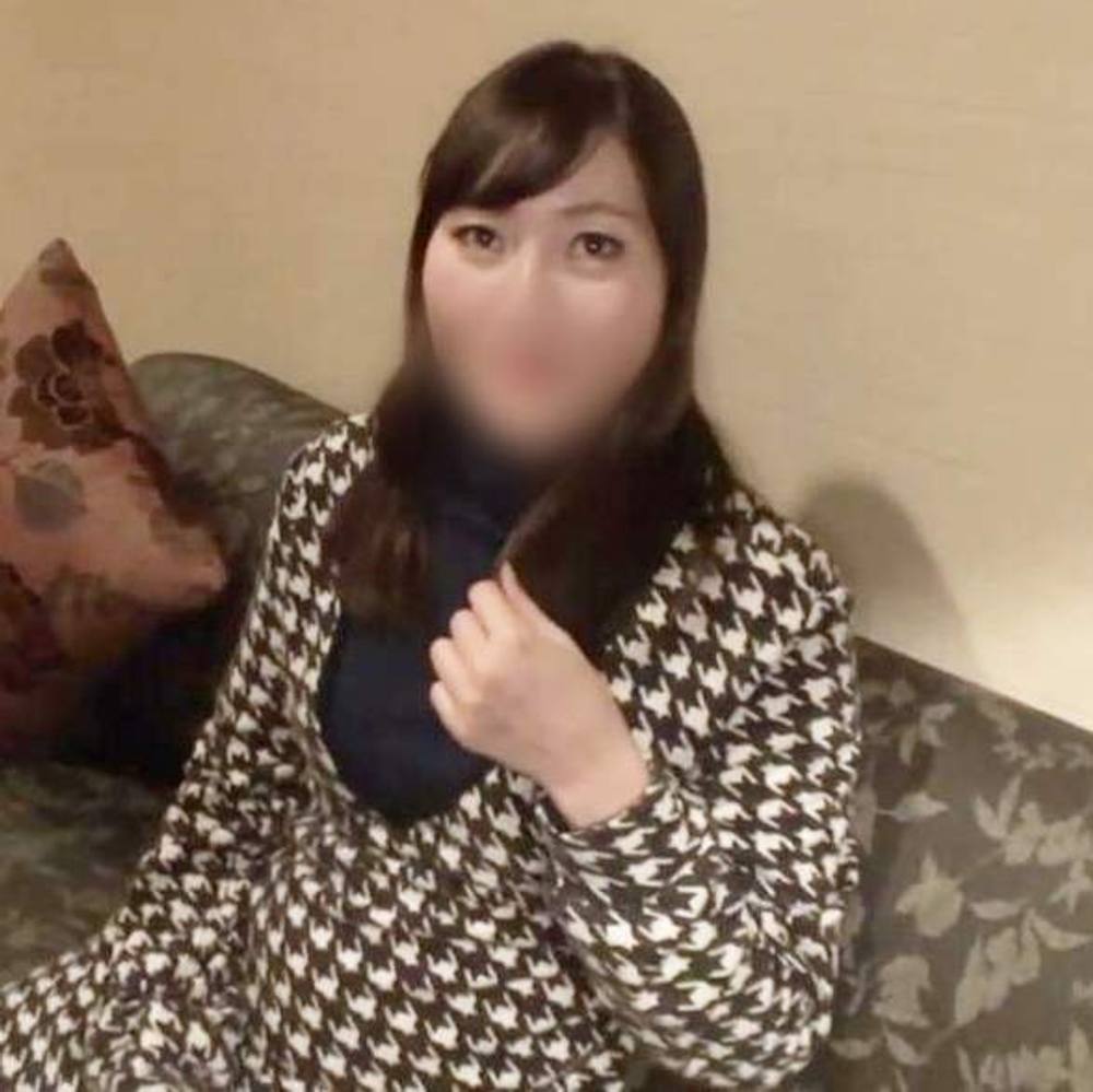 【熟女】清楚。45歳。人妻。さおりさん。大洪水におま○こに生チ○ポを挿入。上品に喘ぎイキ。膣内射精。