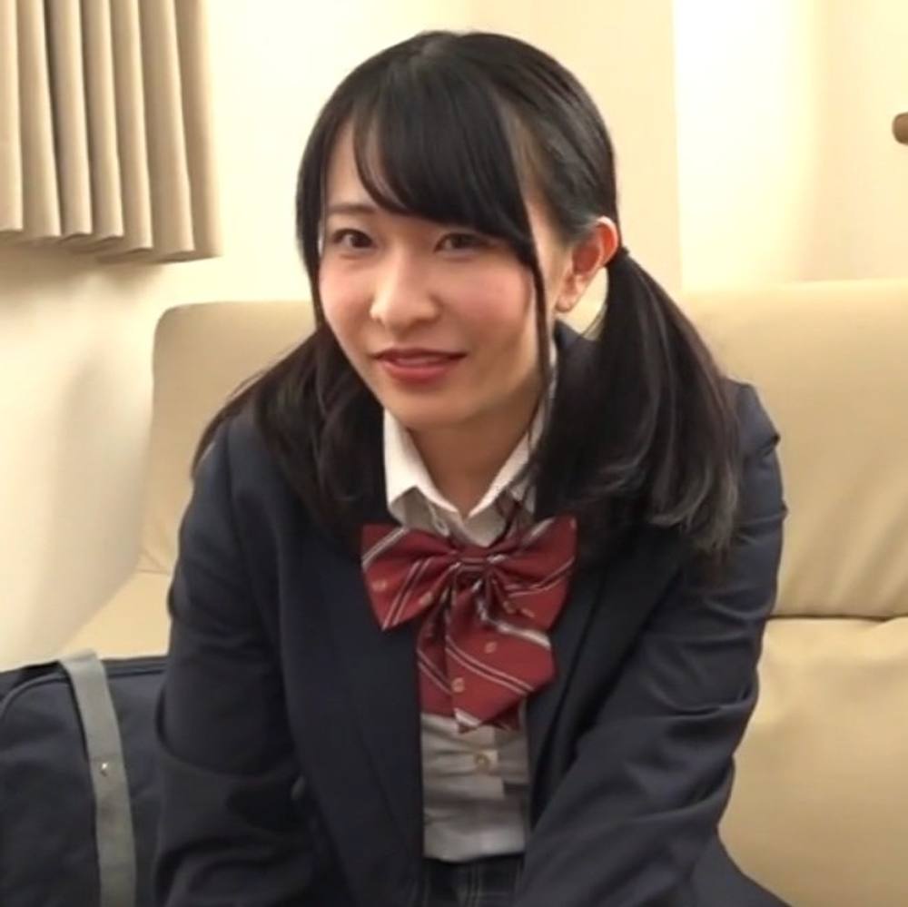 【J●】お金欲しさにハメ撮りさせてくれました