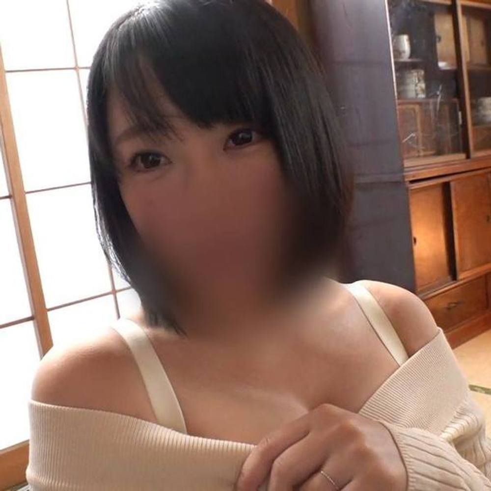 【素人】爆乳Iカップ奥さん。家に連れ込み大きなおっぱいをたっぷり堪能してイカセちゃいました。