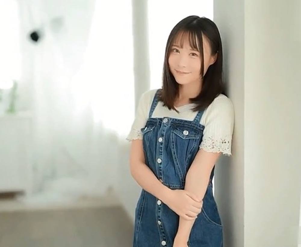 【数量限定・モザ破壊カスタム】美乳&美尻の絶品美少女がドキドキ体験します