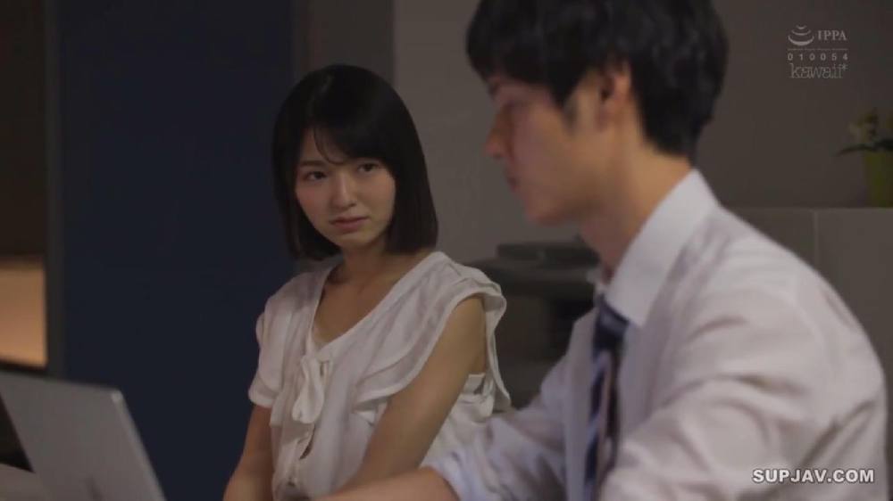 「シ〇ワーだけなら貸してあ〇てもいいですよ…」終〇なくなり後〇女〇社員の〇屋に… 無〇備すぎる部〇着姿とす〇ぴんに興奮した僕はチ〇つく〇の存在が吹〇飛ぶほど… 倉〇す〇れ モザイク破壊 レビュー版