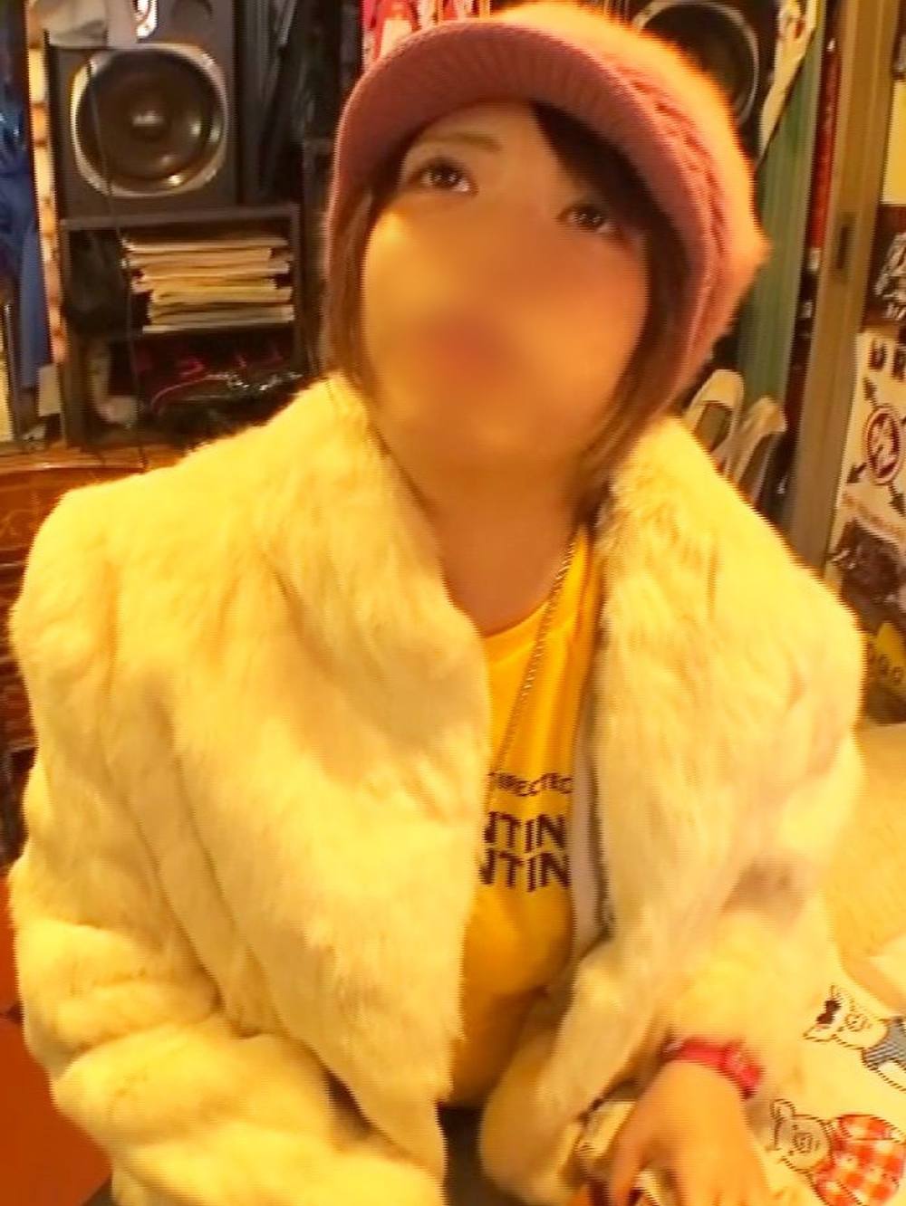 【素人】とっても柔らかいおっぱいのお姉さん! そんな乳をガン突きで揺らしながら悶絶絶頂♥