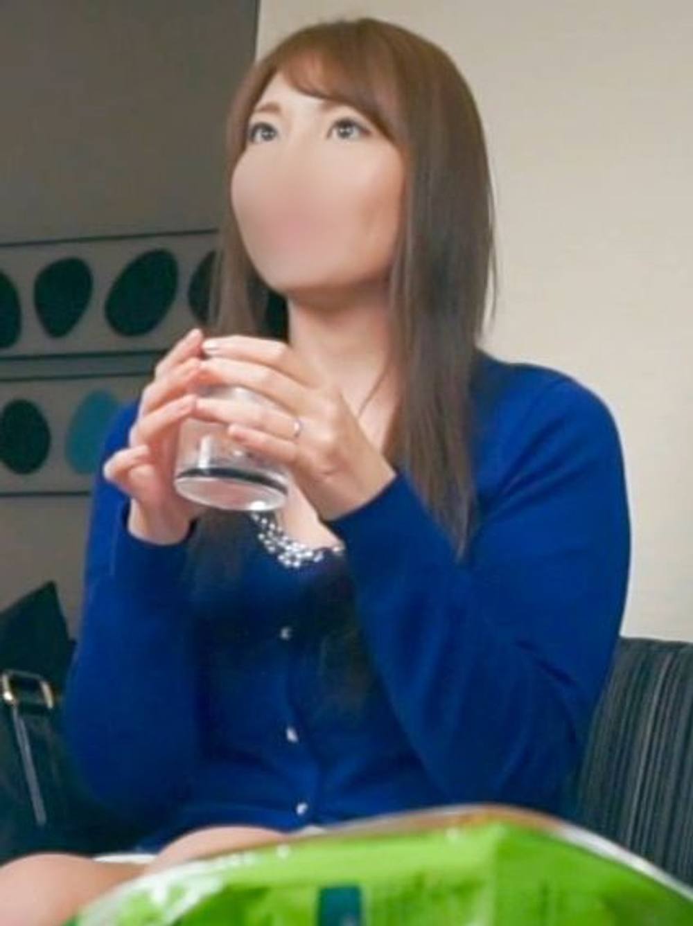【素人】モデル級に綺麗な顔したお姉さん♥ 騎乗位での腰振りは玄人レベル!