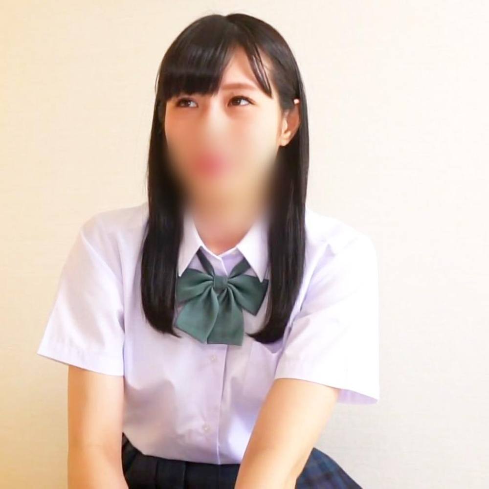 《素人・中出し》清楚な女子大生とコスプレSEX!デカチンに大絶叫イキ!キツマンに大量精子注入!
