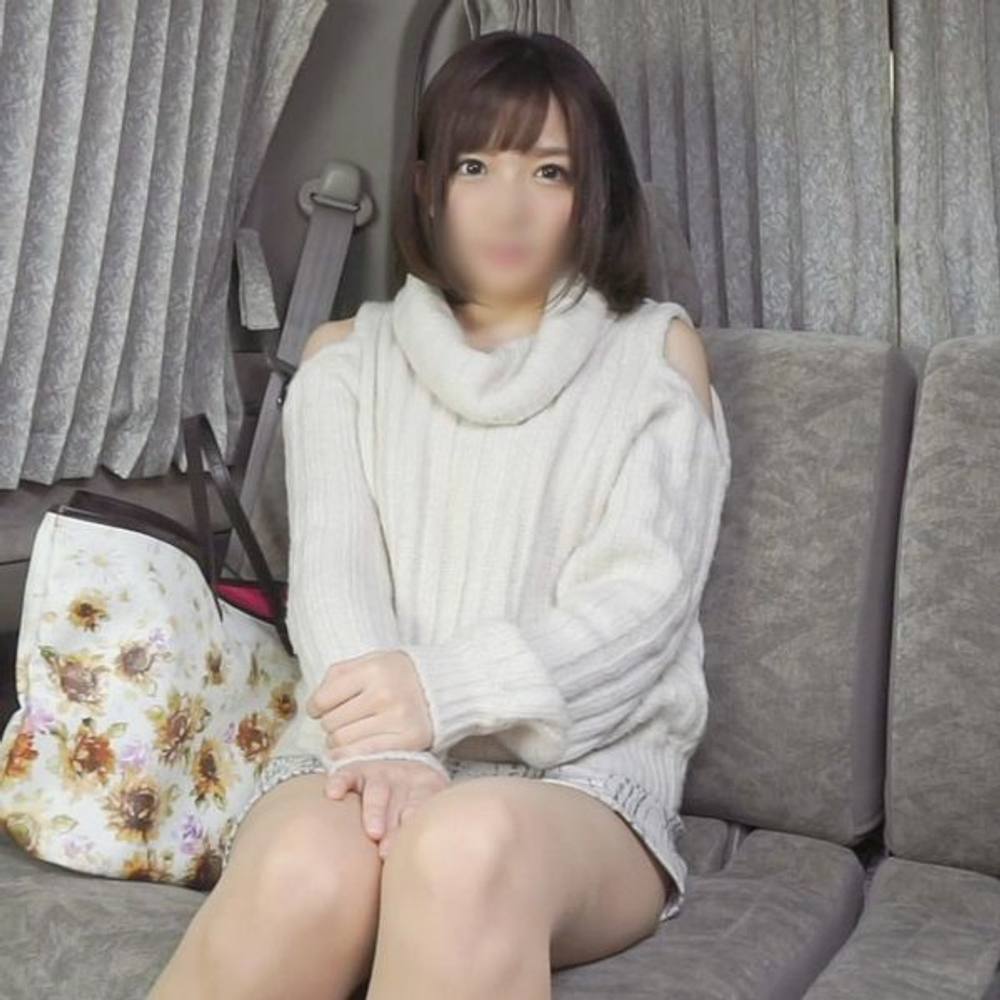 【素人】ゆるふわ肩だしニットの20歳美少女JDをナンパ。素股だけのつもりがエロスイッチONにして挿入までしちゃったハメ撮りセックス。