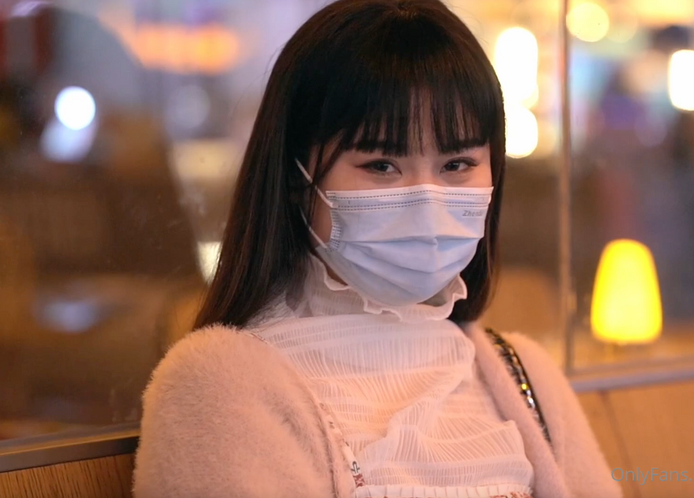 極上天然無毛美少女自摄無修正動画流出
