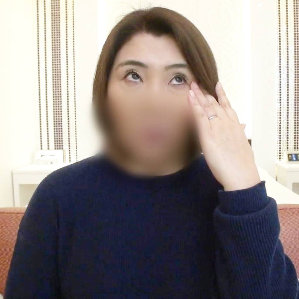 【人妻・ハメ撮り】チャーミングな51歳・人妻◆若々しい喘ぎ声を上げながら激しいピストンにイキまくり!