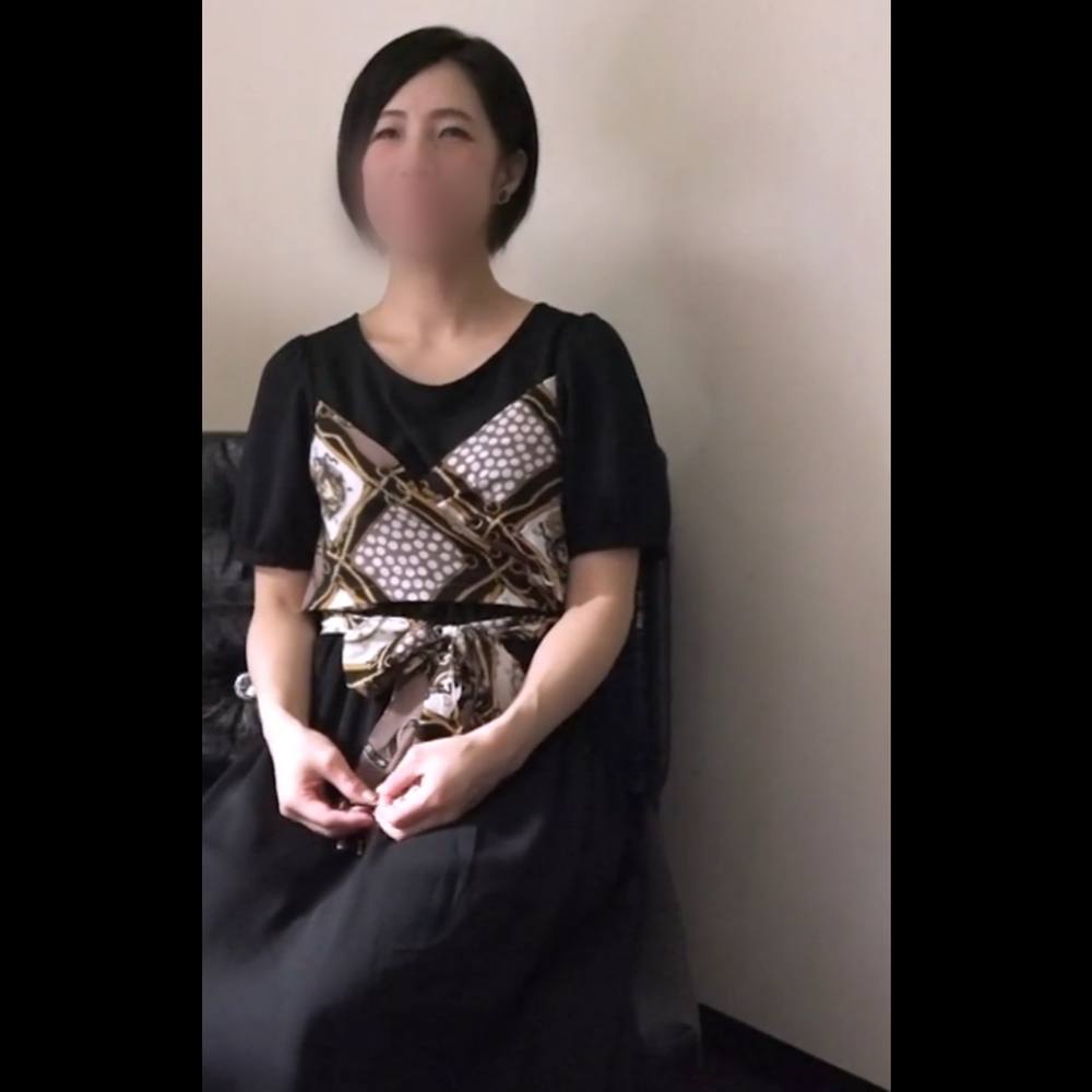 【ドM・淫乱】28歳子持ち人妻。旦那が仕事してる間に他人棒をねじ込まれ調教・中出し