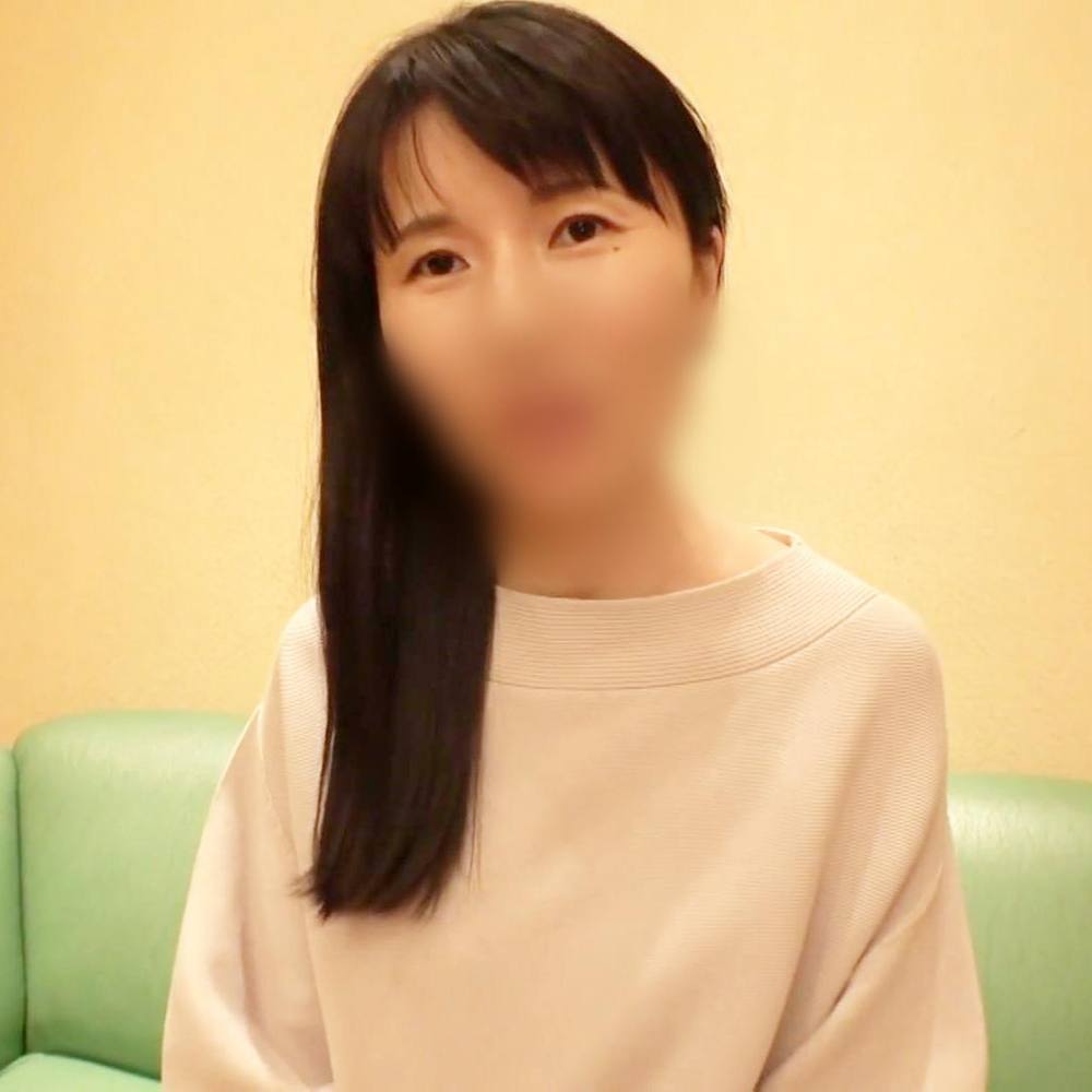 【人妻・ハメ撮り】清楚に見えてエロ奥様◆エロい音を立ててフェラ⇒ザーメン抜き！生チ○ポでイキまくり！膣内射精！