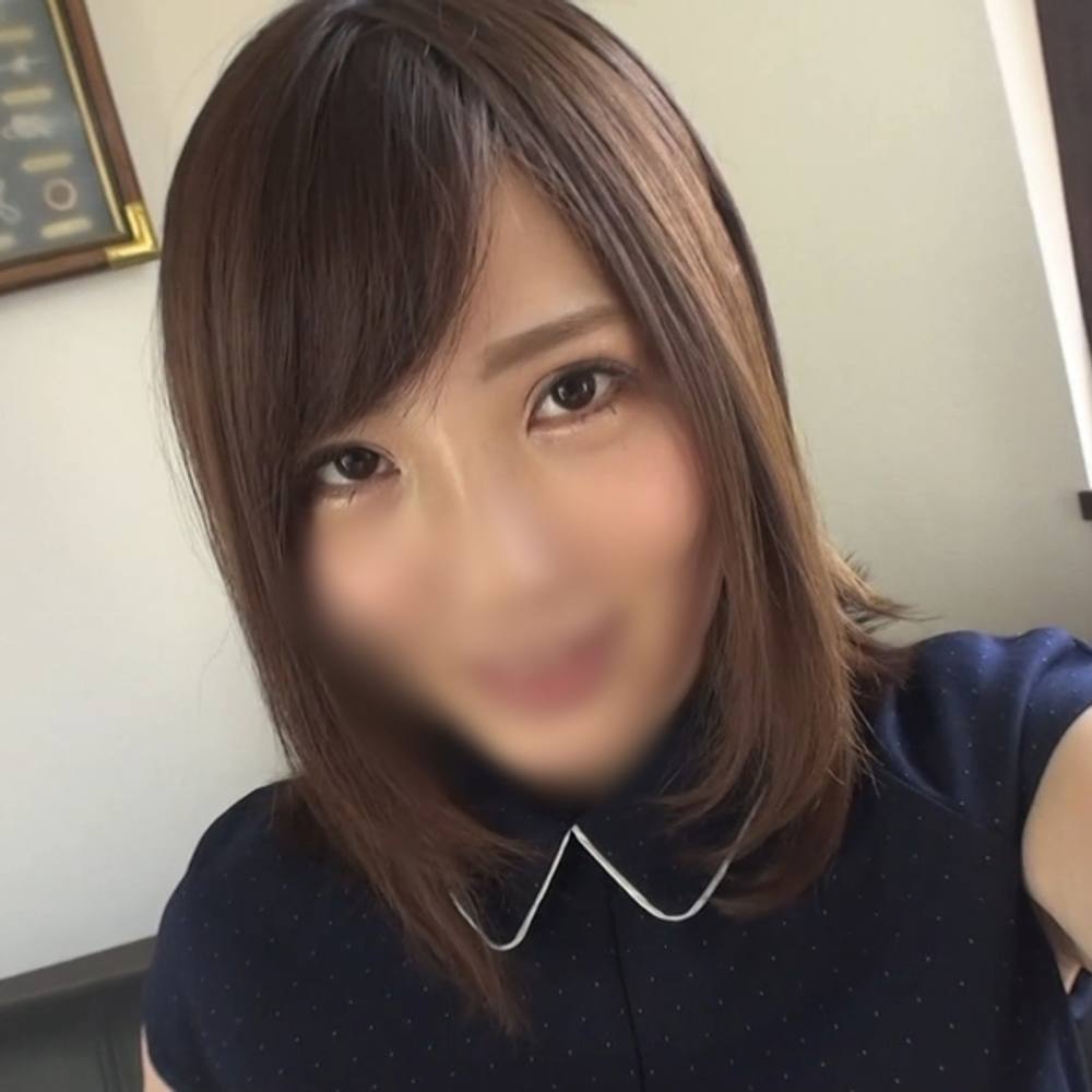 【人妻個撮】清楚で童顔な28歳、素人奥様。美尻をこちらに向け、自撮りオナニーでイキまくる…。【顔出し】