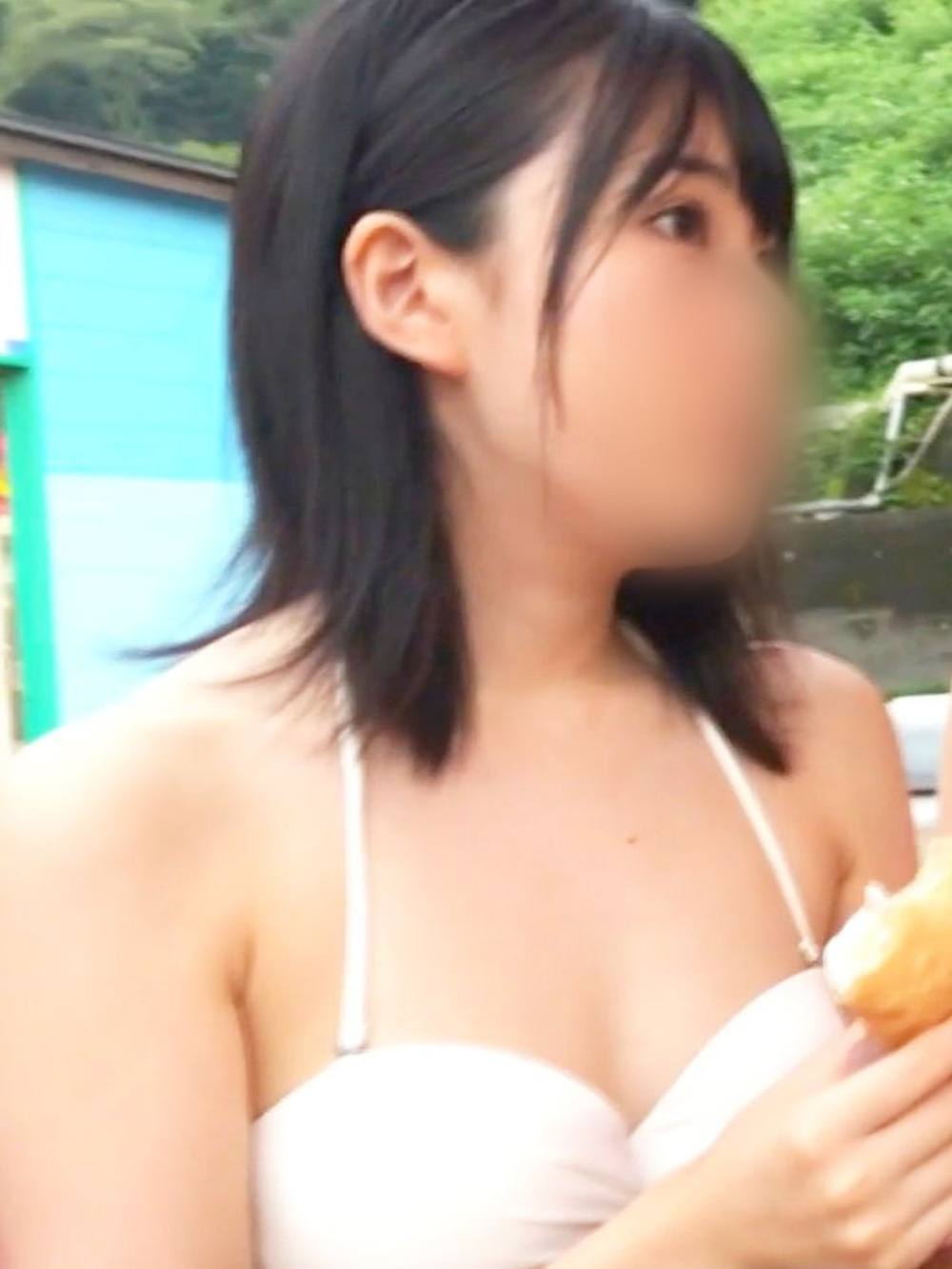 【素人】童顔ながらも巨乳の大学生です♥ パイパンおまんこに大量中出し！