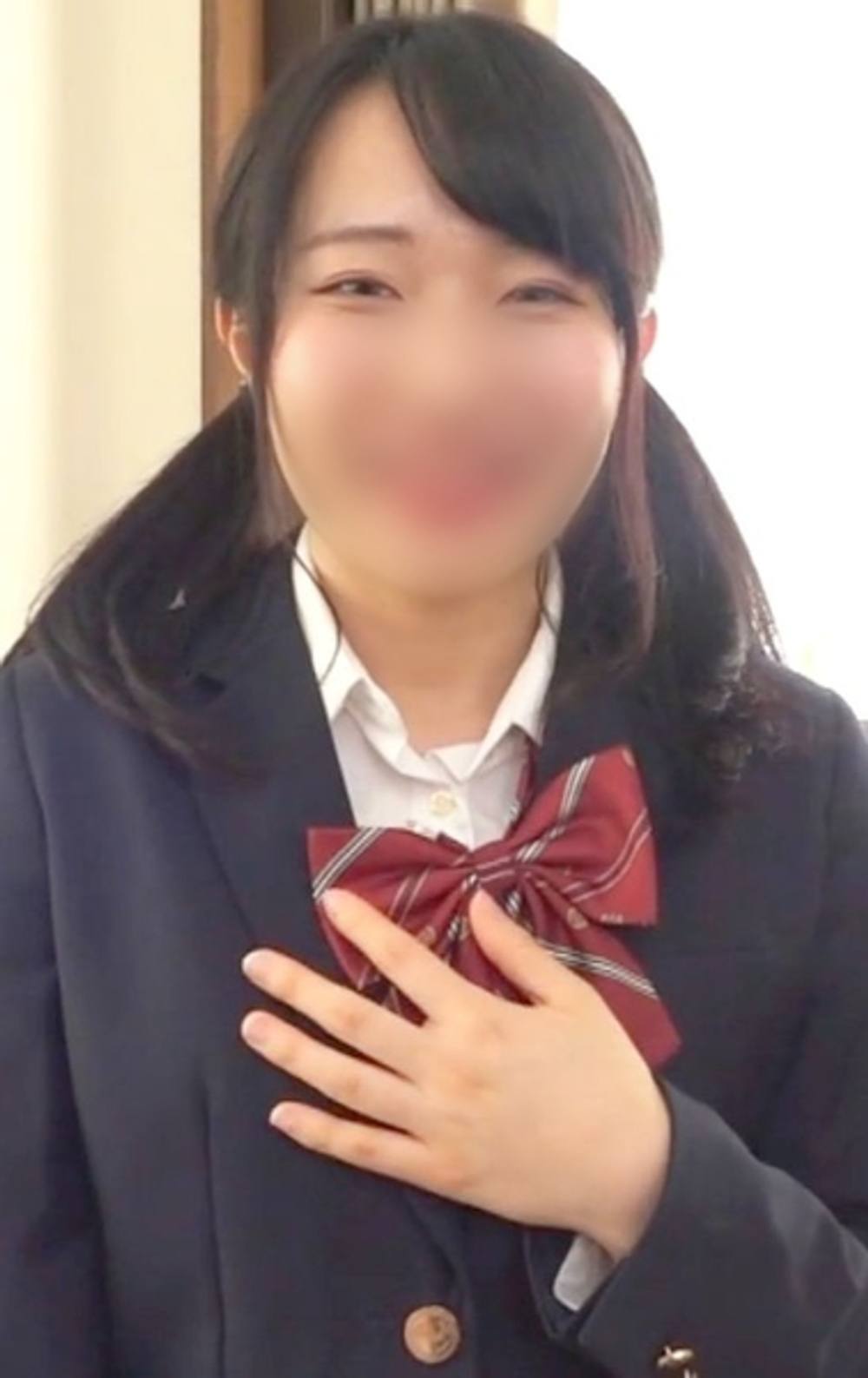 【素人】経験人数1人の無垢で清純な美●女”まみちゃん”のパイパンおまんこを堪能しました！ 可愛い顔していながらも、チンポを咥えている時の表情がいやらしいです/