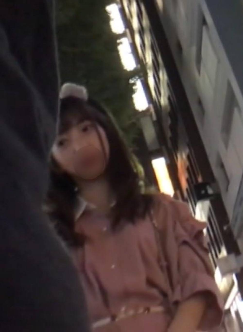 【個撮】池袋。態度が悪い家出J〇を補導。嫌がるのでホテルで中出し。