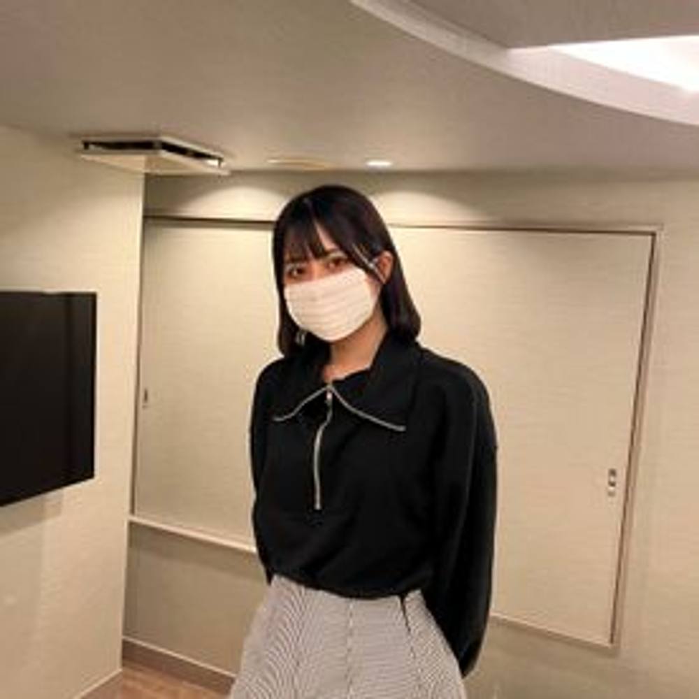 １８歳うぶな美少 女らなちゃんと約束外の中出しえっち、、、顔出しNGだがエッチを楽しみ終盤マスク外してイキ顔晒してます