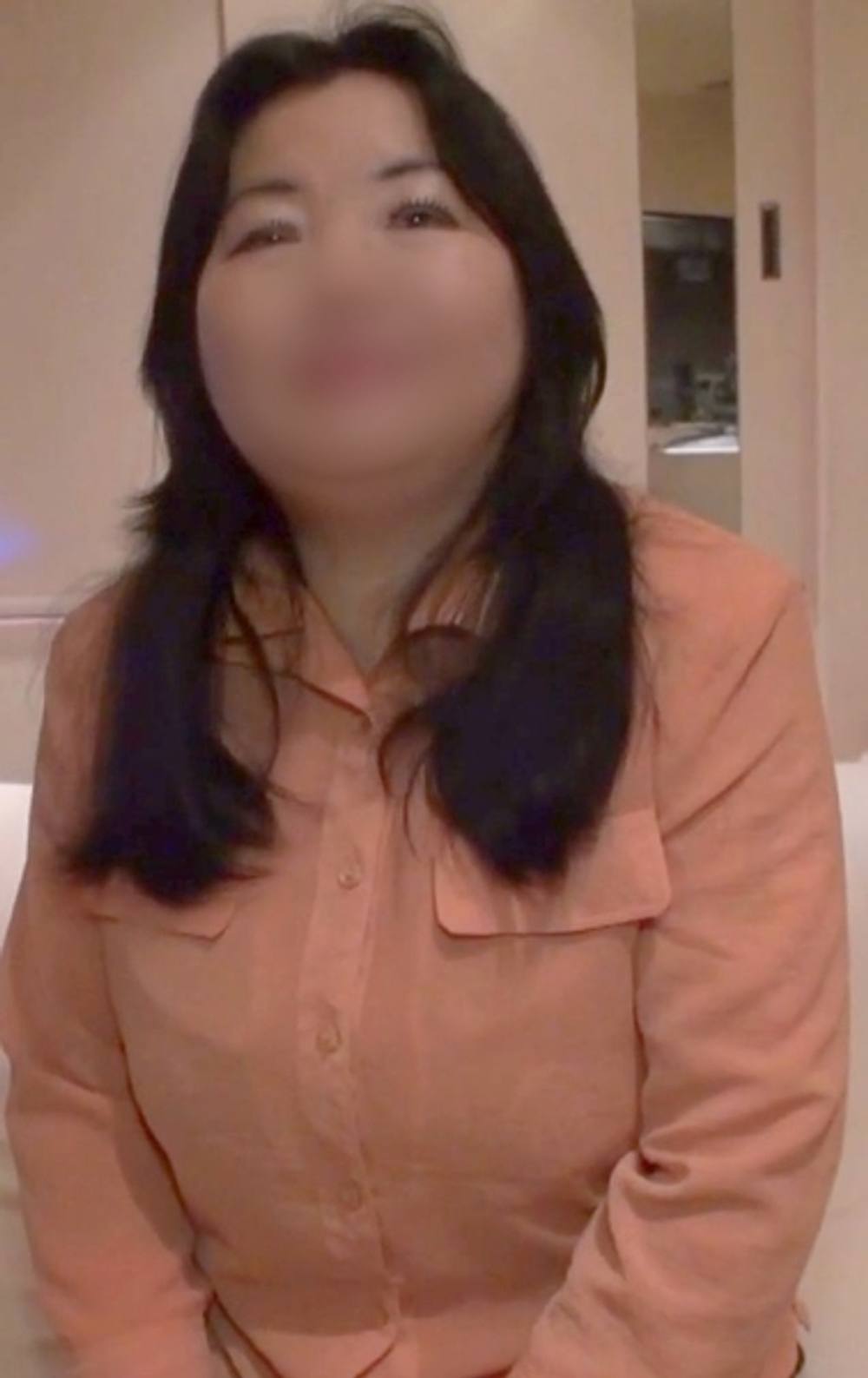 【個人撮影】重量感ずっしりの55歳デブ熟女とホテルで不倫SEX！ デカパイをボインボインと揺らしながら悶える姿は淫乱さ丸出しです！