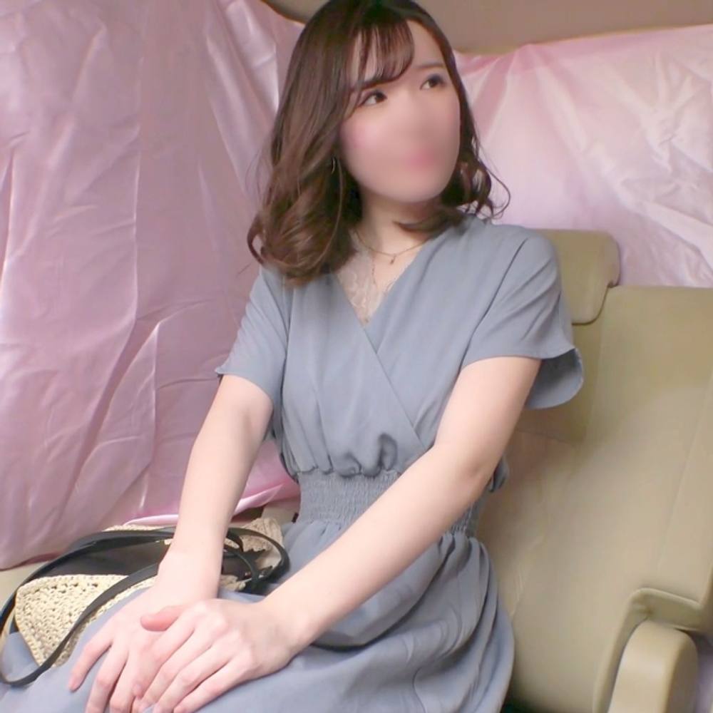 【個人撮影】セレブな超絶綺麗系人妻(36歳) 不倫セックスでパイパンおまんこを膣イキさせ、締めつけられながら中出ししました。