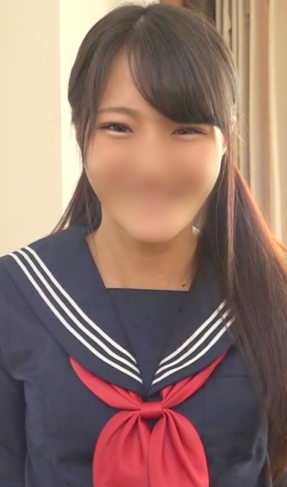 【個人撮影】経験人数1人で無垢なBカップ貧乳女子♥ 狭い膣から愛液を分泌させると同時に初めての潮吹き絶頂で快感♥