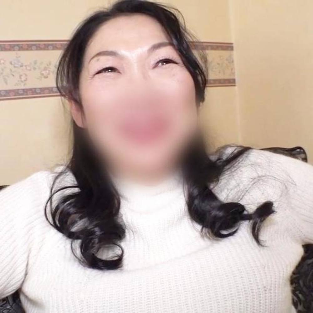 【人妻・中出し】56歳・6年SEXレス人妻◆初々しいハメ撮りSEX◆膣中突かれて大絶頂！熟したおま○こに大量中出し！