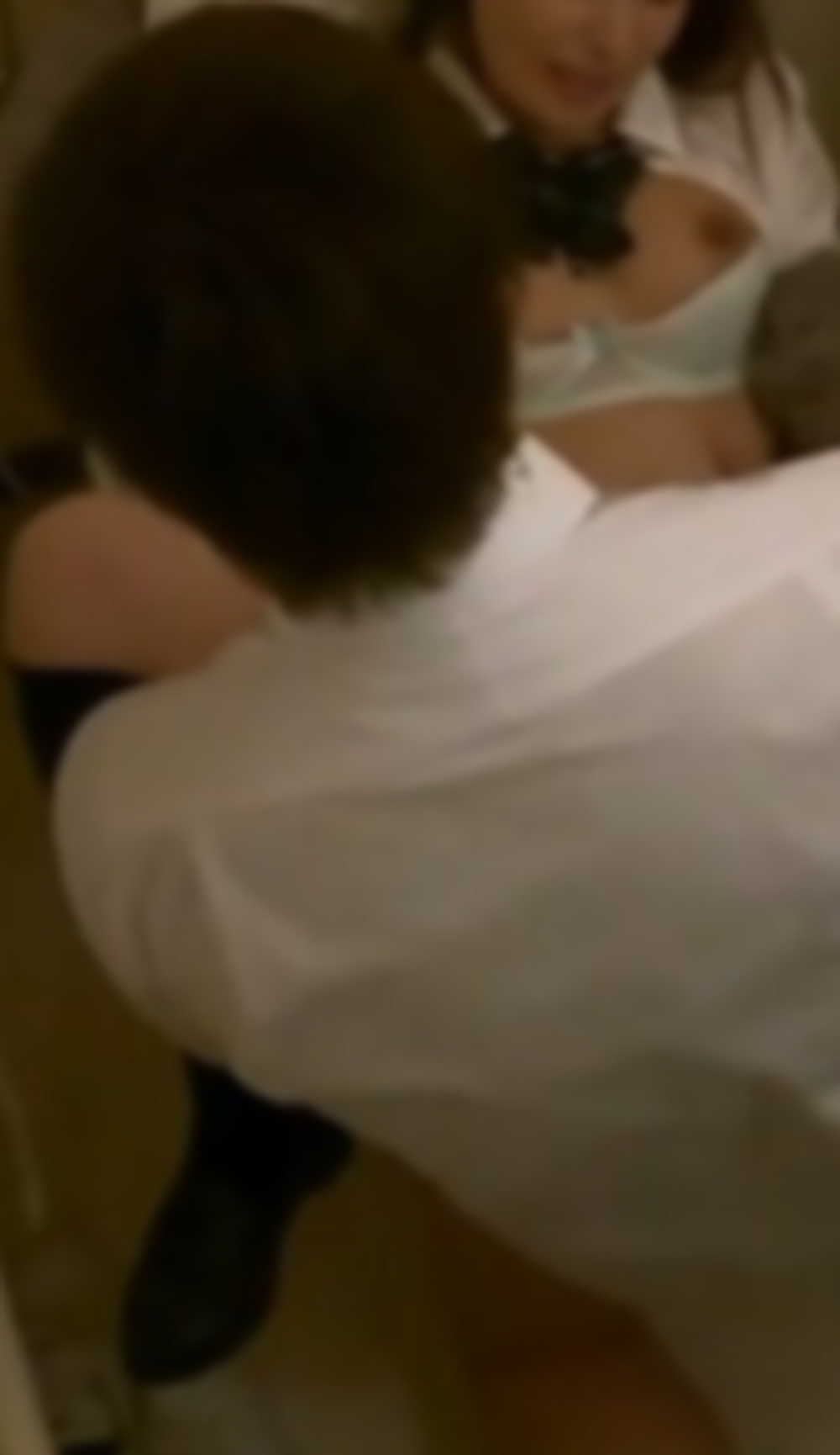 【美●女】大学受験を控えた生徒。個人塾のト●レで撮られた映像流出※中出し※