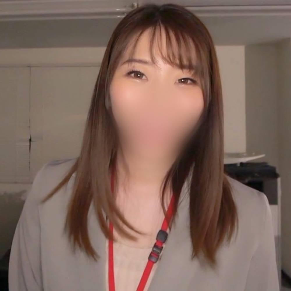 【個撮】清純系のGカップ巨乳OLと会社でSEXしました。 不倫チンポでもお構いなしに跨ってガニ股腰振り→みるみる愛液が溢れてグチョグチョと音が出てます/