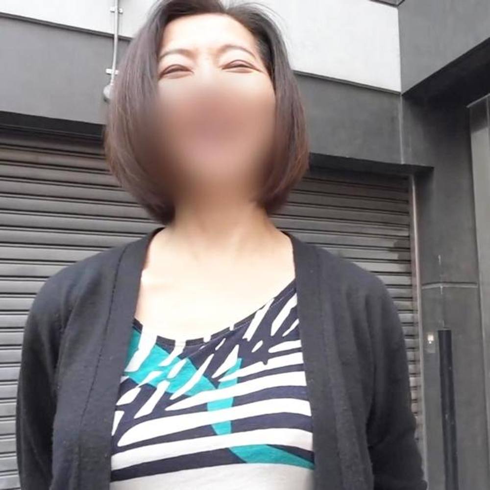 【熟女】上品でセクシーな53歳・ショートヘアー熟女◆お淑やかで上品な五十路熟女が久しぶりのセックスに酔いしれイキ狂う！