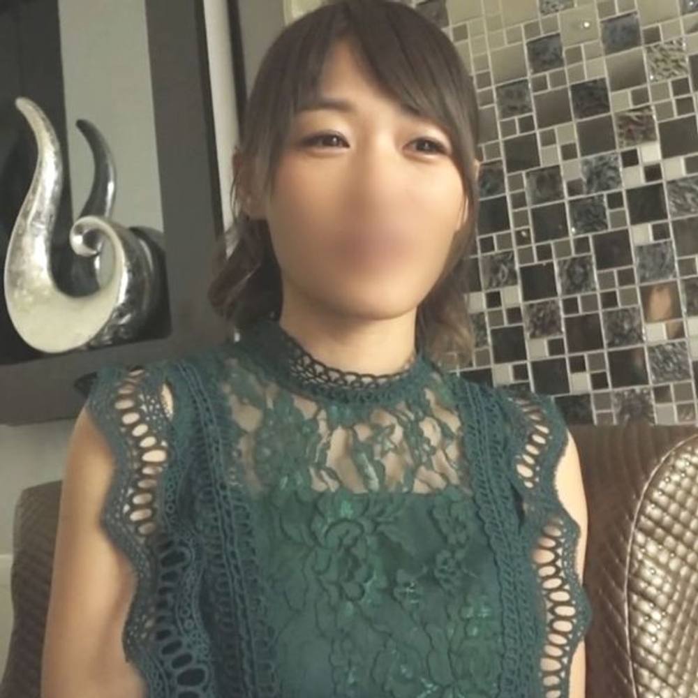 〖人妻個撮〗37歳とは思えないしなやか美肌ボディ。他人棒でヨガりイク痴態を公開。