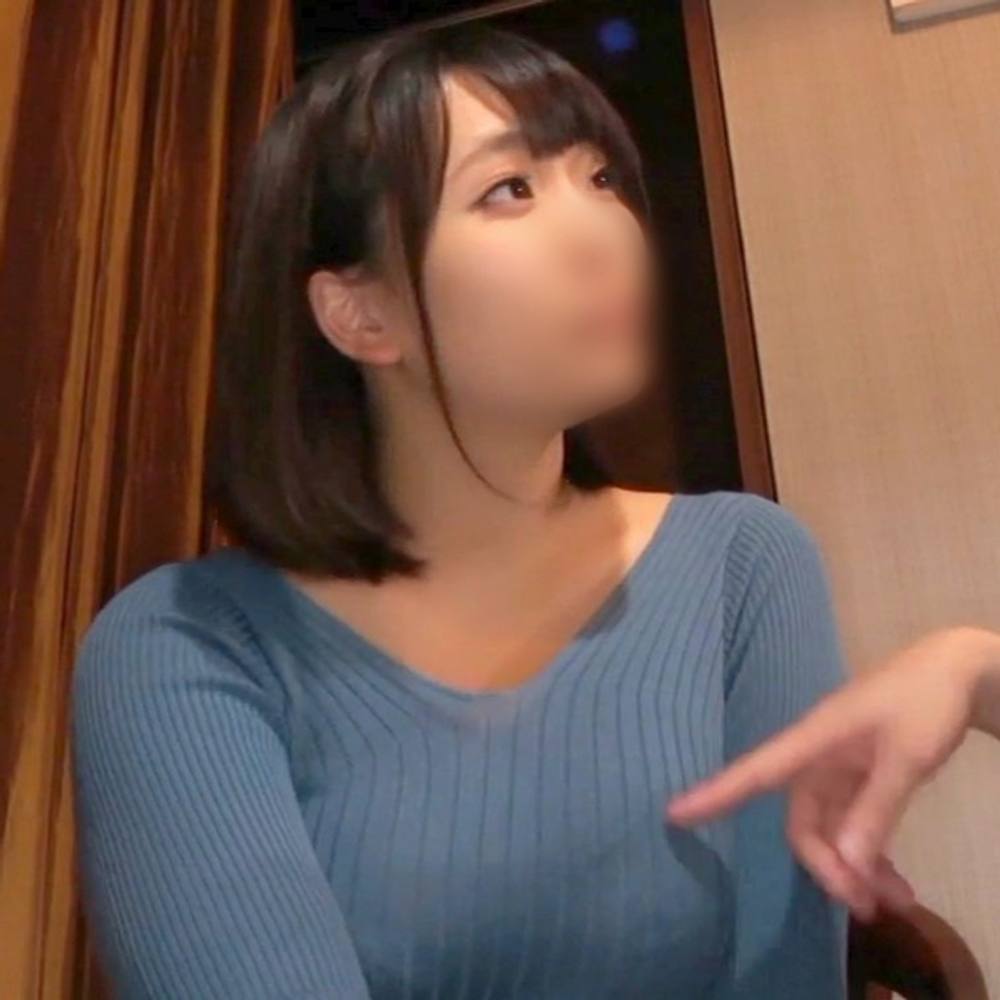 【素人】Gカップの可愛い顔した人妻”ゆりなさん” 見た目とは裏腹に不倫セックスで本気で感じ、爆乳を揺らしながらイク♥