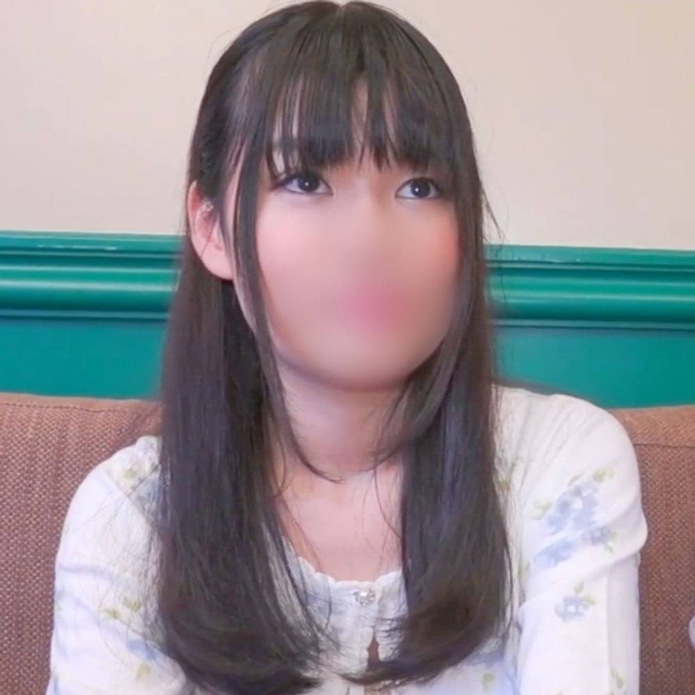 【個撮】可憐なルックスの美尻女子”えりかさん” ゴム無しチンポで理性を失うと、ピンク色の膣をヒクヒクさせながらイク♥