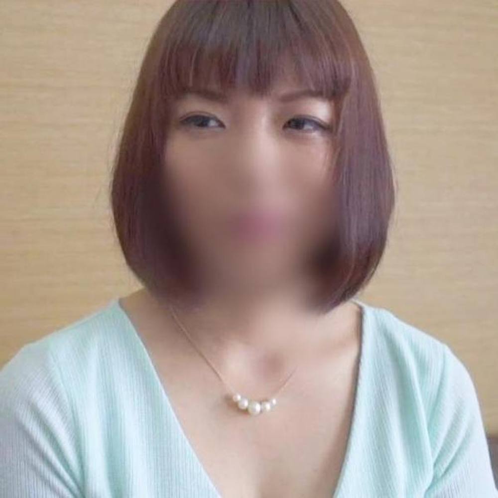 【中出し】Gカップ巨乳を持つ専業主婦妻（43）◆巨乳おっぱいでご奉仕◆巨根チ○ポでのけ反りイキ！どっぷり膣内射精！